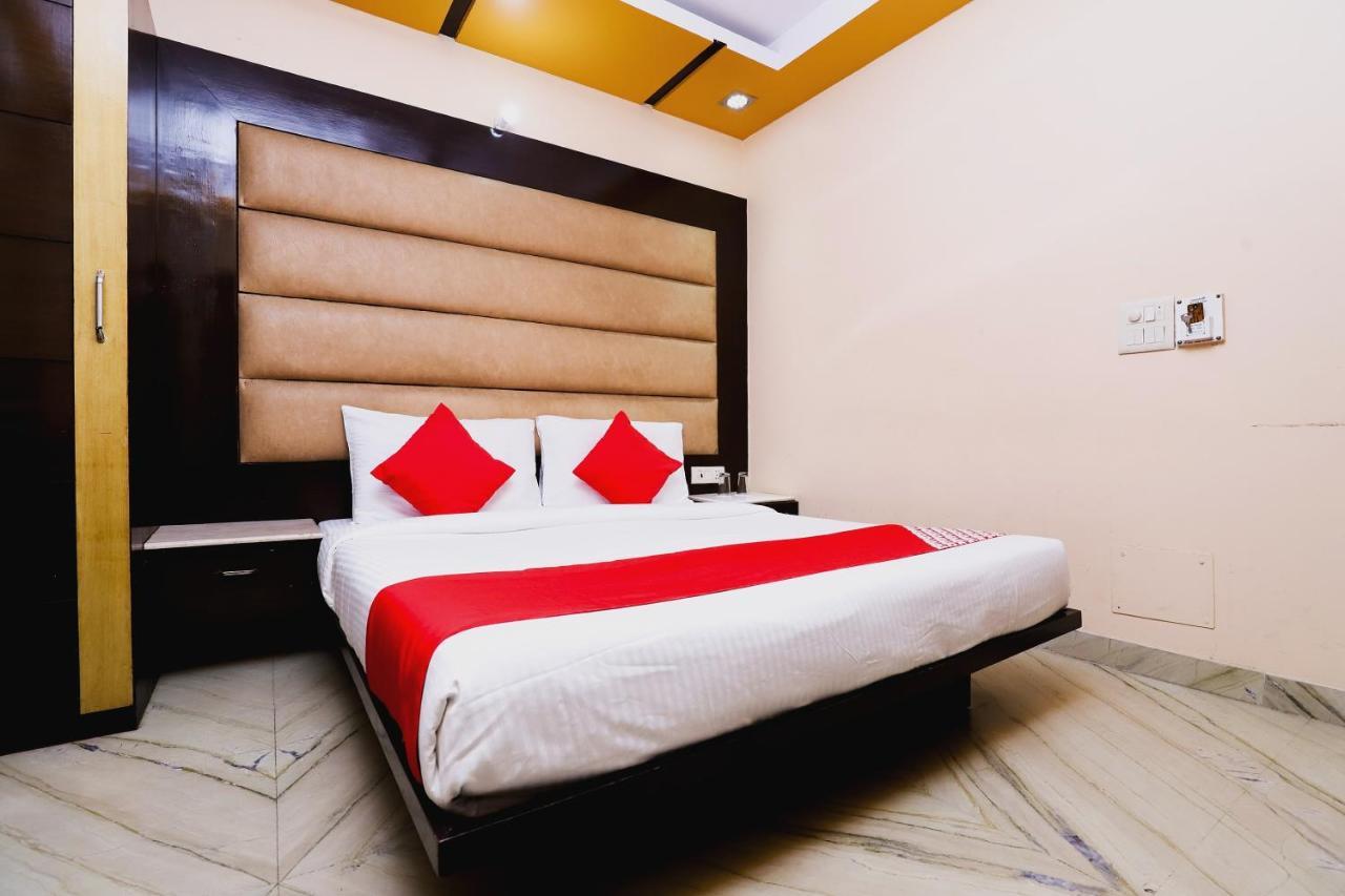 Hotel O J P Inn Near Patel Nagar Metro Station Yeni Delhi Dış mekan fotoğraf