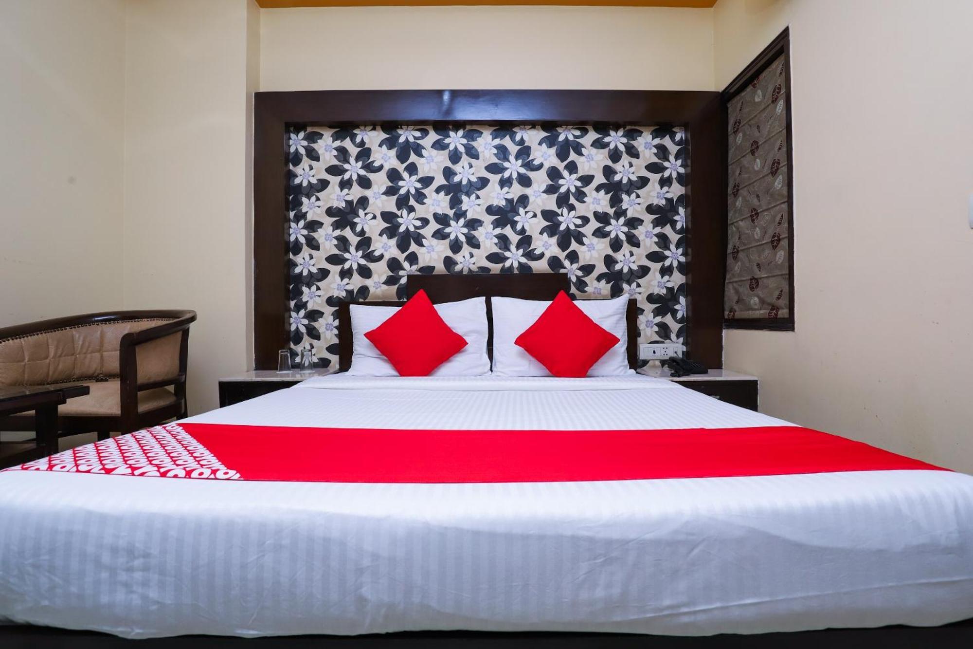 Hotel O J P Inn Near Patel Nagar Metro Station Yeni Delhi Dış mekan fotoğraf