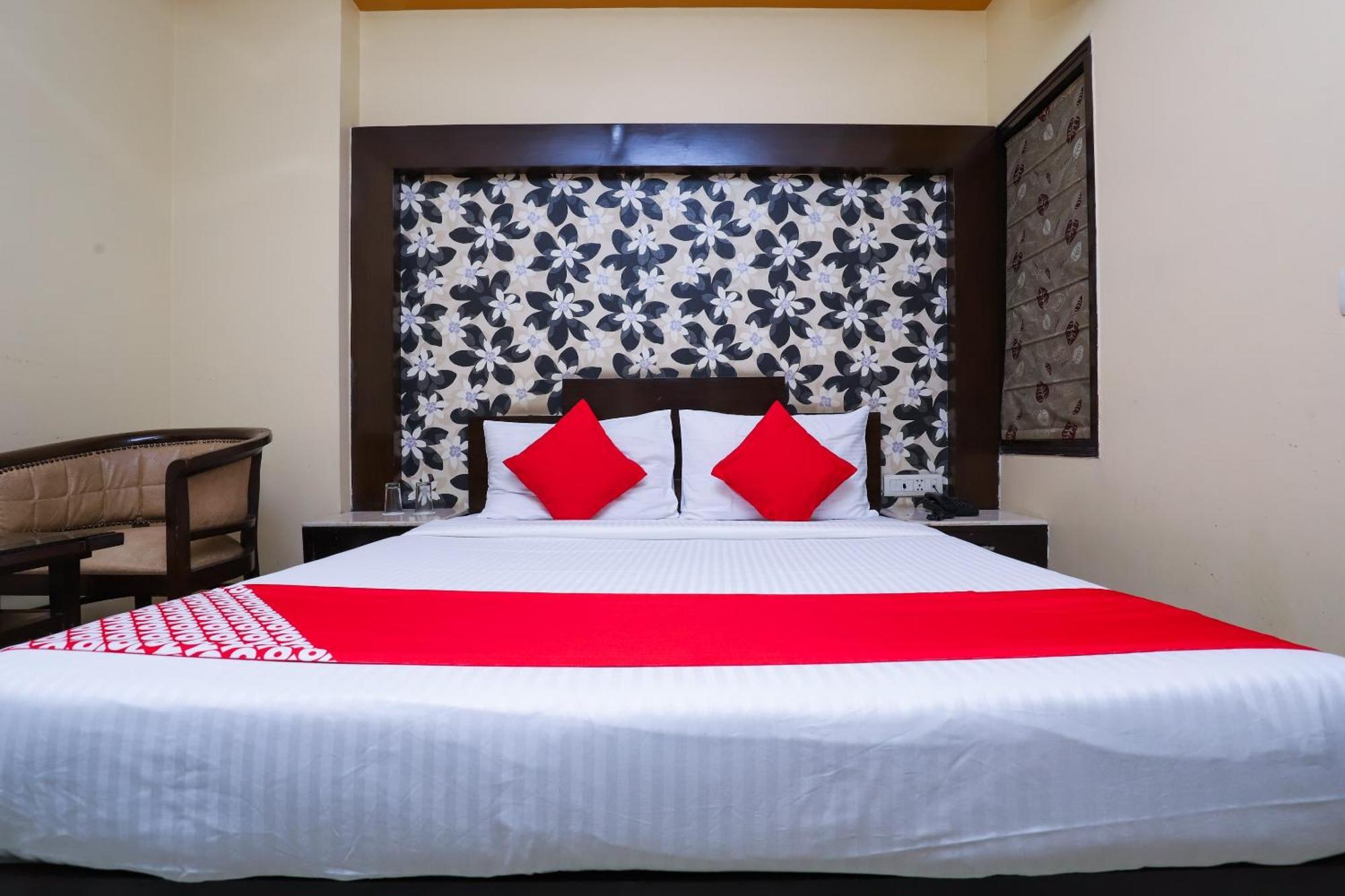 Hotel O J P Inn Near Patel Nagar Metro Station Yeni Delhi Dış mekan fotoğraf